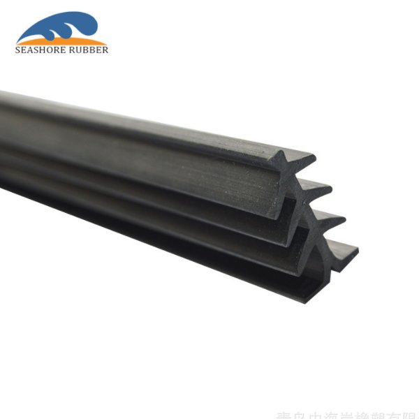 三元乙丙橡膠墊帶 風(fēng)電密封條散熱器保護(hù)套 (1)